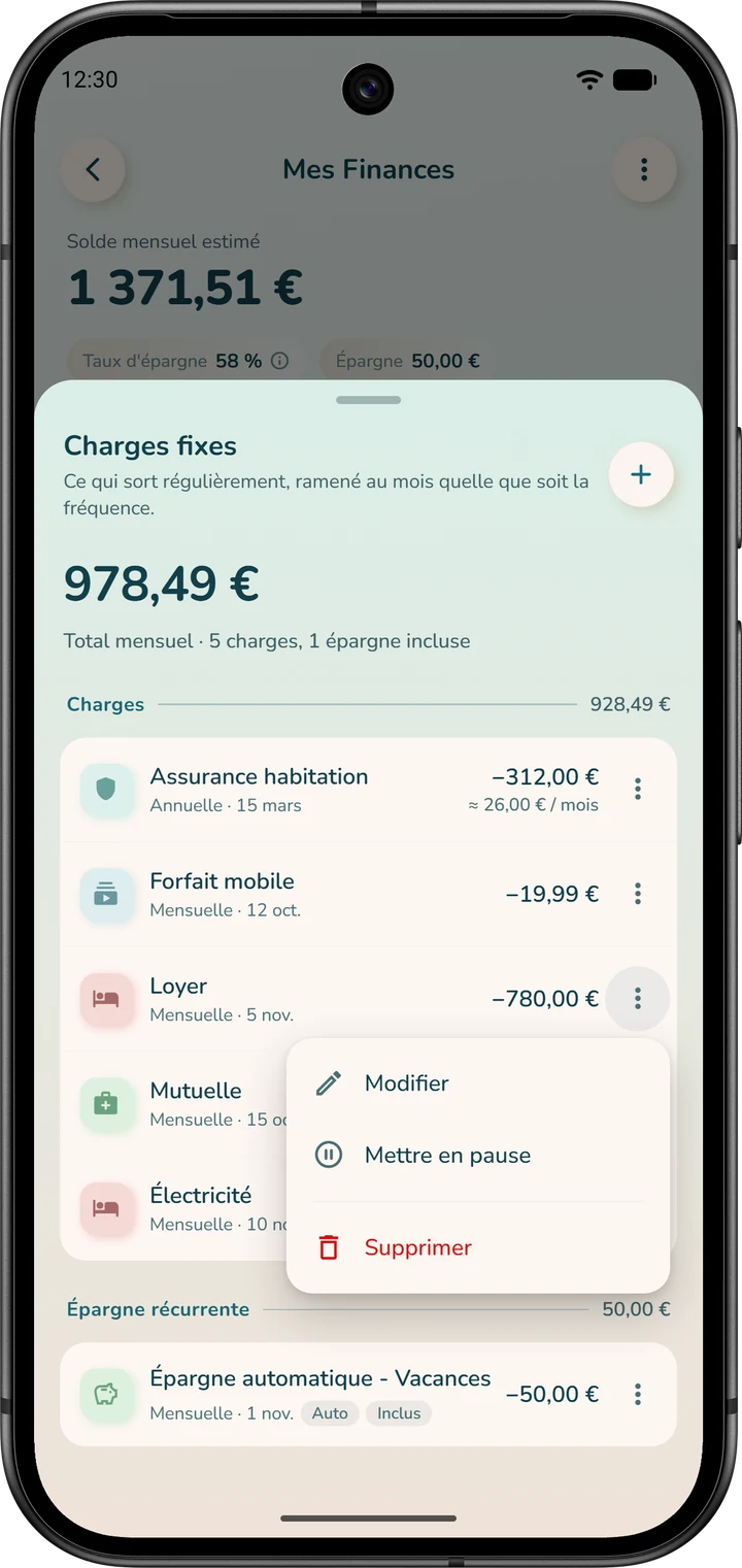Liste « Charges fixes » : le menu ⋮ d'une règle propose « Modifier », « Mettre en pause » et « Supprimer ».